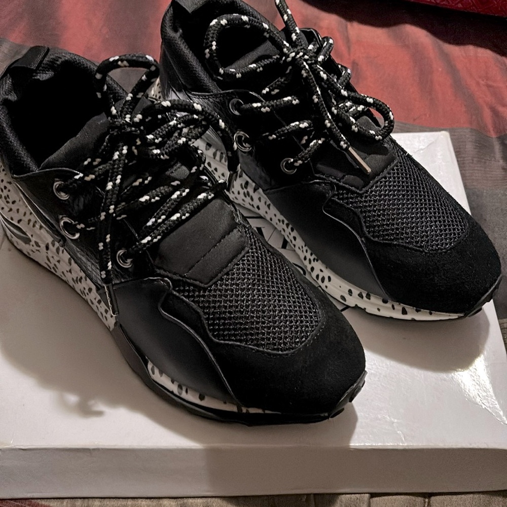 Steve Madden Wedge Tennis Shoes